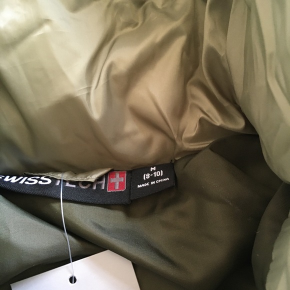 Swiss Tech short Puffer Jacket - Picture 8 of 10